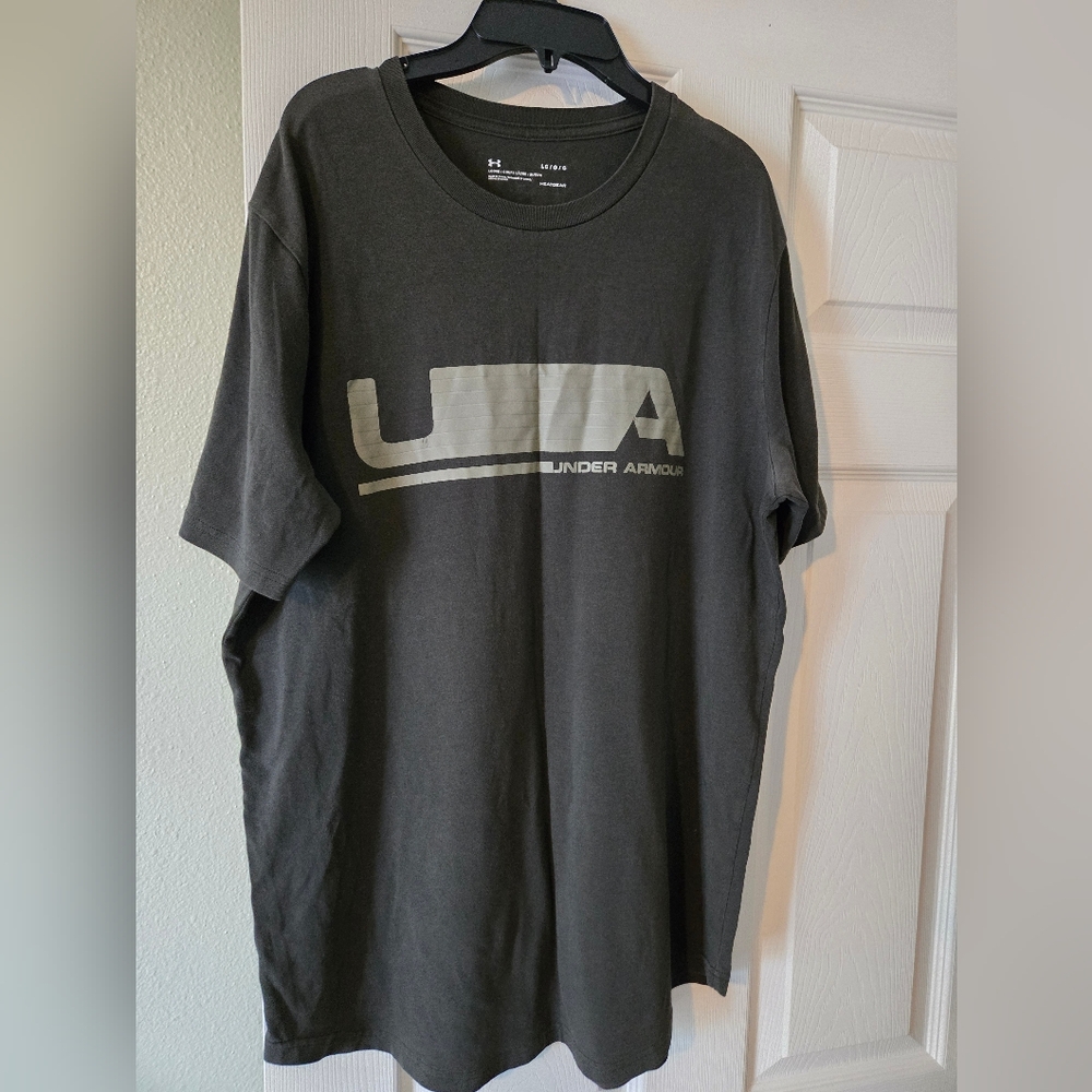 Under Armour Men's Olive Tee
